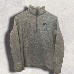 A grey speckled zip up Patagonia!!!